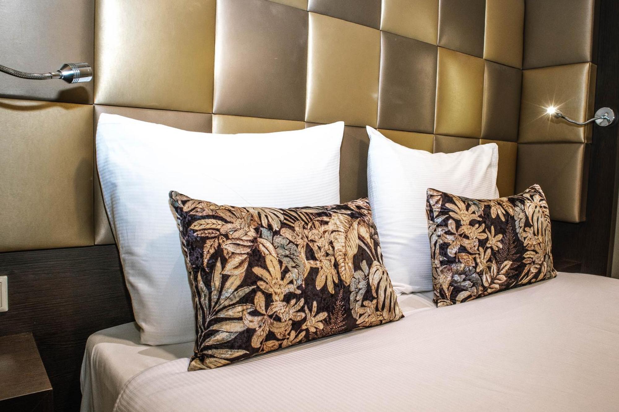 Golden Mansion Apartahotel 3*